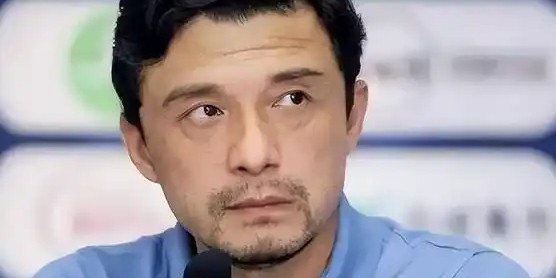 8868体育-抵达法国，谢晖发声，正式上任，新岗位曝光，和范志毅竞争|足球|中国足球|老甲A联赛|长春亚泰|上海海港_新浪体育_新浪新闻